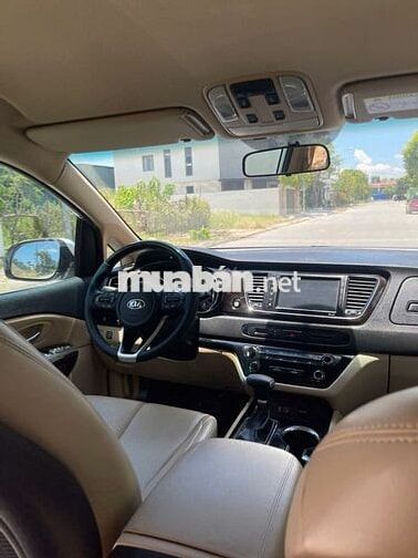 Kia Sedona 2019  - 123434 km
