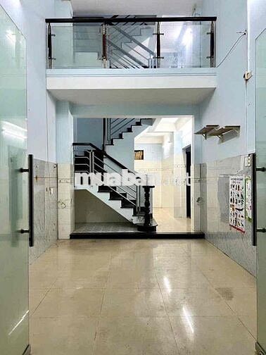 GÓC 2 MT VỊ TRÍ VÍP NGUYỄN THỊ KIỂU NHÀ 3 TẦNG HẺM XE HƠI NGAY METRO