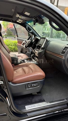 Bán Toyota Land Cruiser 5.7 nhập Mỹ, Model 2016,1 chủ Hà Nội.