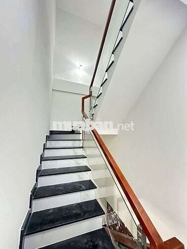 Nhà Mới 3 Vào Ở Ngay Tầng Âu Dương Lân Q8 HXH 3 Bước Chân Ra Mặt Tiền