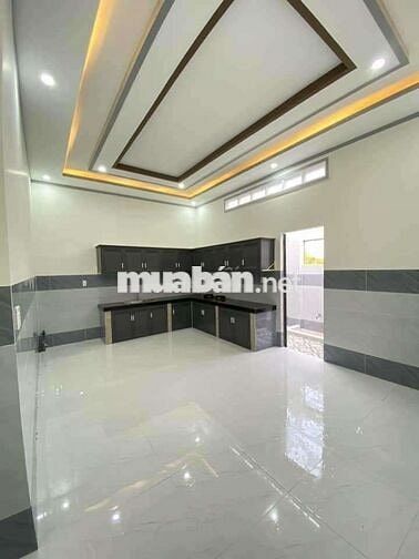 CHỦ NGỘP BANK GỬI THANH LÝ NHÀ CẤP 4 GẦN CHỢ ĐỆM BÌNH CHÁNH GIÁ 692TR