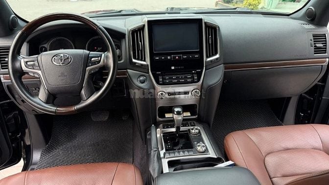 Bán Toyota Land Cruiser 5.7 nhập Mỹ, Model 2016,1 chủ Hà Nội.