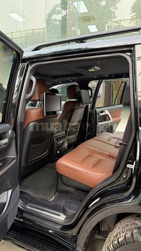 Bán Toyota Land Cruiser 5.7 nhập Mỹ, Model 2016,1 chủ Hà Nội.