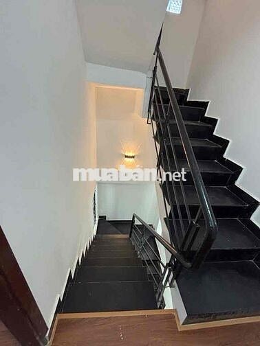 NHÀ 4 TẦNG ĐẸP — GẦN LÊ VĂN QUỚI MÃ LÒ(4m x 11m) Hướng Chính Tây