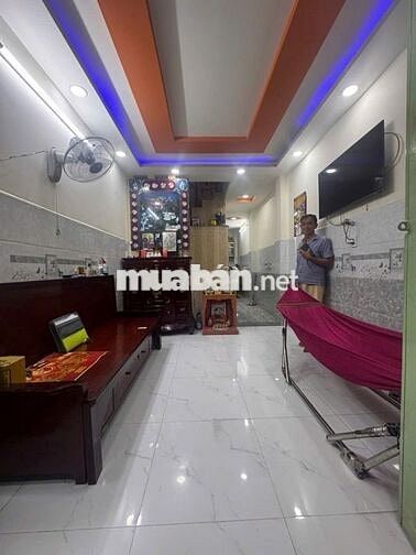 Bán nhà hẻm 6m đường Hương Lộ 2, cạnh Bệnh viện Bình Tân