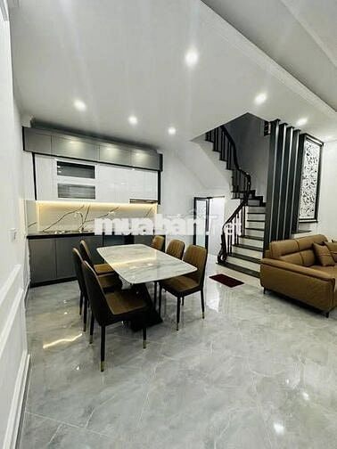 KHƯƠNG ĐÌNH - THANH XUÂN - NGÕ THÔNG HỒ HẠ ĐÌNH - DT 46M2 - 8.5 TỶ.