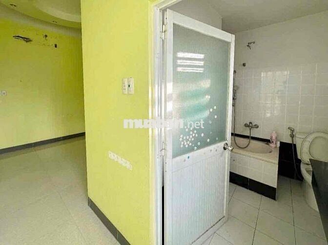 Nhà Trệt 2 lầu KDC Hồng Phát 3 pn