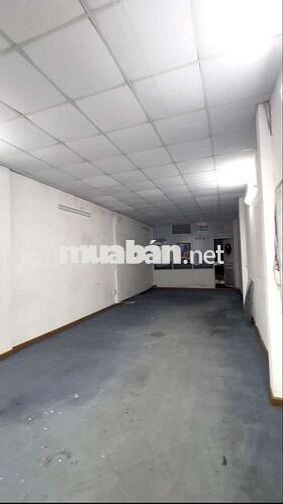 HOT HOT Đường 52 Lữ Gia P15 Q11 4 x 30m 2 Tầng Cầu Thang 2/3 Nhà