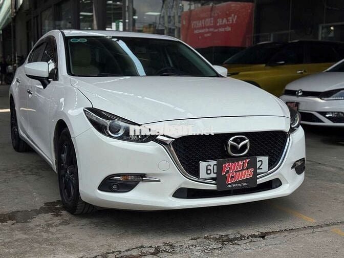 Mazda 3 2018 Hatchback 1.5 AT,màu trắng,83.000 km