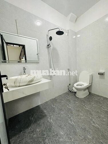 KHƯƠNG ĐÌNH - THANH XUÂN - NGÕ THÔNG HỒ HẠ ĐÌNH - DT 46M2 - 8.5 TỶ.