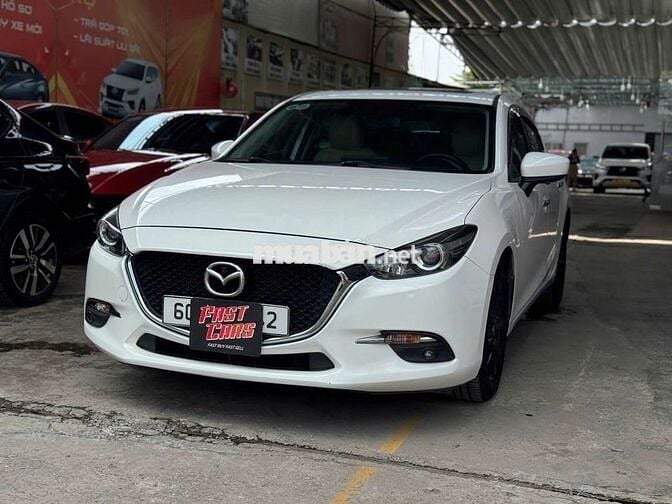 Mazda 3 2018 Hatchback 1.5 AT,màu trắng,83.000 km