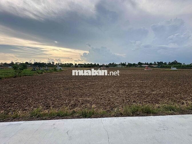 🌈🌈 Bán lô thổ 185m² - cách nhựa 100m