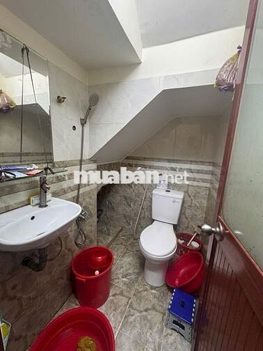Bán nhà hẻm 6m đường Hương Lộ 2, cạnh Bệnh viện Bình Tân