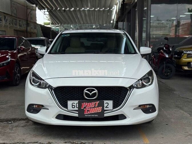 Mazda 3 2018 Hatchback 1.5 AT,màu trắng,83.000 km
