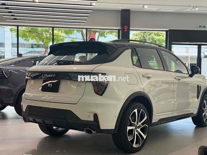 Lynk&Co 01 thời trang phân khúc hạng C