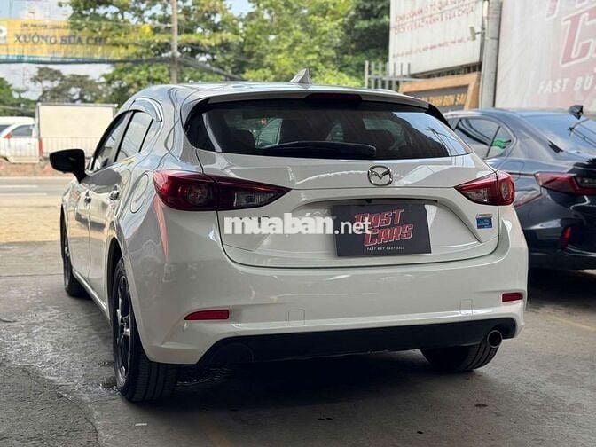 Mazda 3 2018 Hatchback 1.5 AT,màu trắng,83.000 km