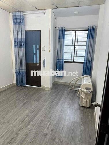 cần bán gấp nhà 1/  Huỳnh Tấn Phát Q7 Giá 3tỷ6 “còn thương lượng
