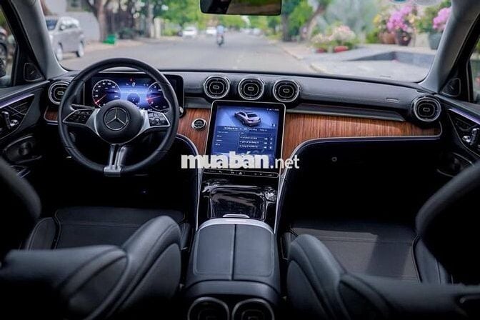 Mercedes C200 Plus – Giá ưu đãi chỉ 1,505 tỷ