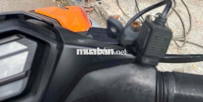 Bán xe Winner X v2 máy Indo 3 đèn Kenzo thùng Givi