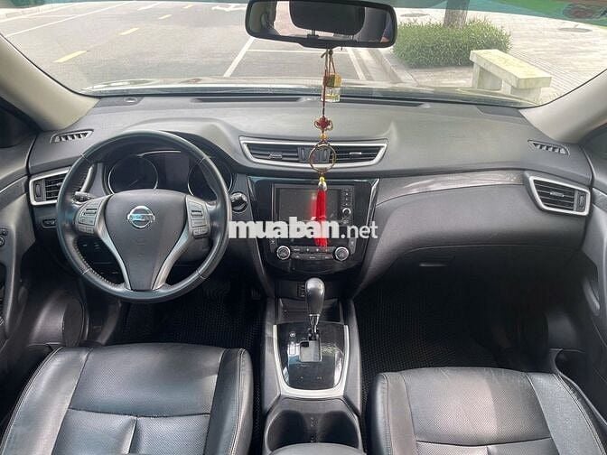 Nissan Xtrail bản SV premium 2 cầu sx 2017