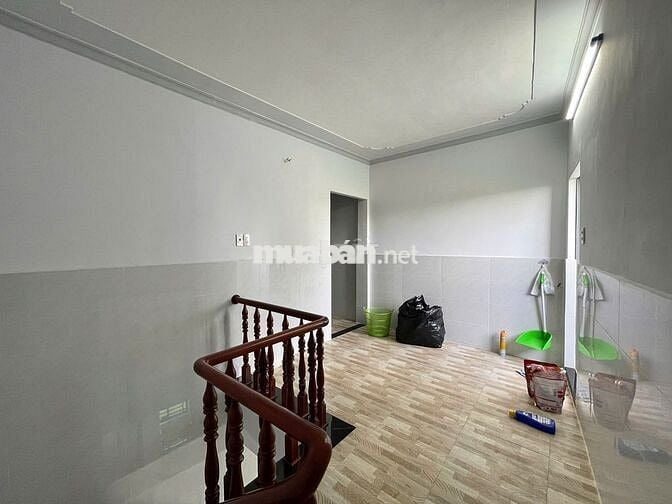 Nhà trệt lầu 3PN hẻm đường Tầm Vu chỉ 5 triệu