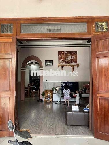 BÁN NHÀ Ở NGAY, DT 103M2, NGANG 6M, SÂN Ô TÔ, NHỈN 3 ĐỒNG TL
