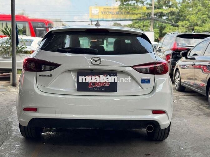 Mazda 3 2018 Hatchback 1.5 AT,màu trắng,83.000 km
