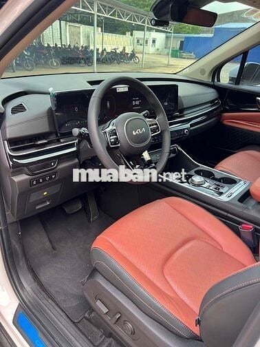 Kia Carnival 1.6 Turbo Hybrid Signature , 2.300 km