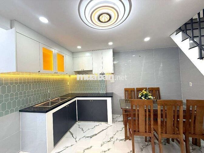 TÔI CẦN BÁN NHÀ 24M2. 2 TẦNG. LŨY BÁN BÍCH. TÂN PHÚ. 2 TỶ 27