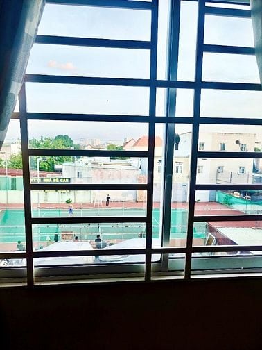 Nhà 1 trệt 2 lầu đúc hẻm xe hơi vài mét.nhà bè