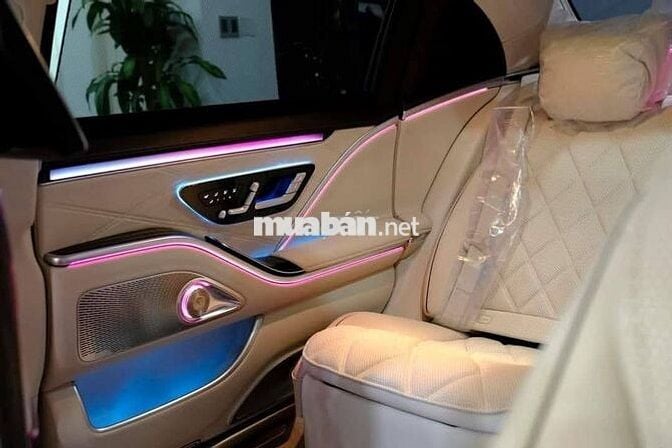 Maybach S680 – Giá ưu đãi chỉ 13,35 tỷ