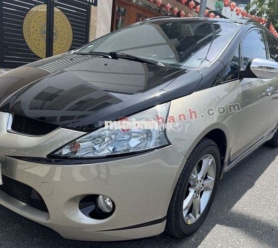 Mitsubishi Grandis 2010 - 395 Triệu