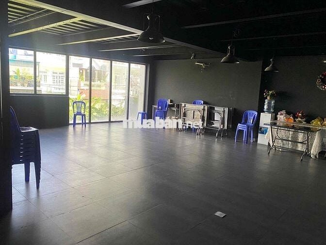 Cho thuê Tòa Nhà 8x14M.Đúc 4 Tấm Hẻm xe tải Đường Thới An 16.Q12