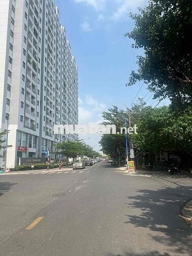 Bán lô đất Quận 8 - đường phạm thế hiển