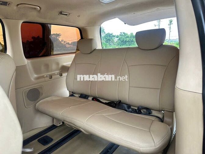 Hyundai  Starex 9 chỗ 2010  - 10999 km