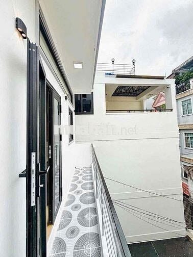 Nhà đẹp - hẻm rộng ngay Thích Quảng Đức, PN. Giá chỉ 3tỷ chẵn nhà SHR