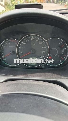 1070 2014 D 4x2 AT - 140000 km