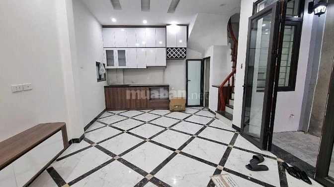 Bán nhà đẹp, Mới .Tặng toàn bộ Nội thất sịn .Gần đầu phố Trương Định