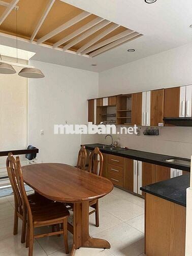 cho thuê dài hạn nhà 3 tầng mặt phố