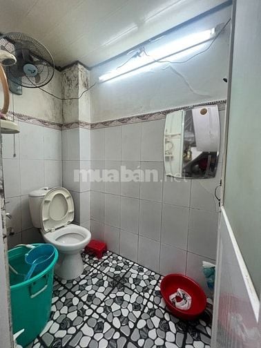 Nhà Hẻm thông Bùi Văn Ba, 02 tầng, DT 4x16m