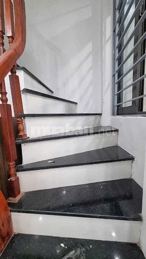 Bán nhà đẹp, Mới .Tặng toàn bộ Nội thất sịn .Gần đầu phố Trương Định