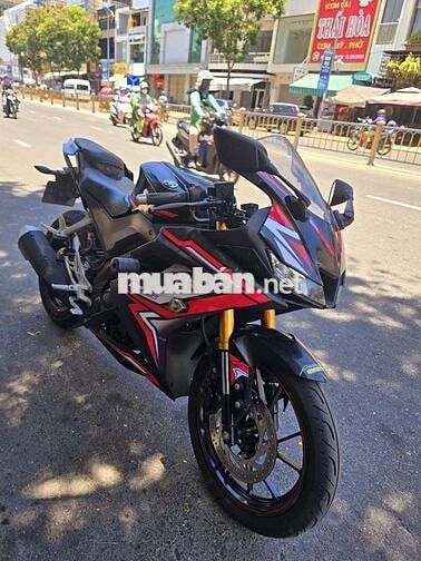 Yamaha R15v3 nguyên zin 100% 1 chủ mua mới tạiHead