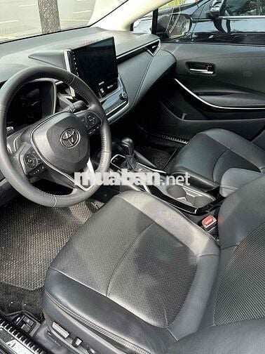 Toyota Corolla Altis 1.8V 2023 xe hãng bán