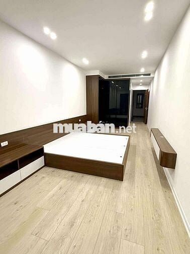 Bán nhà Đặng Tiến Đông, 43m2 xây 7 tầng thang máy, TT Đống Đa 13,2 tỷ