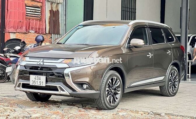 2020 2.0 CVT Premium  - 9000 km