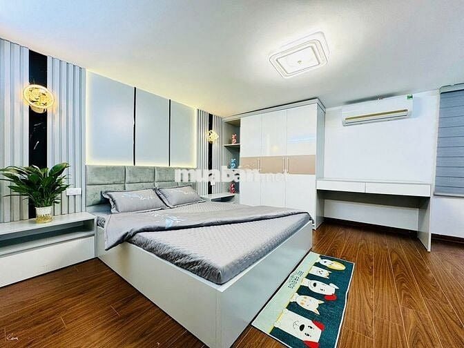 Bán nhà Cầu Giấy, chỉ 3p ra phố, ba gác đỗ cửa nhà, kinh doanh 36m2*5T