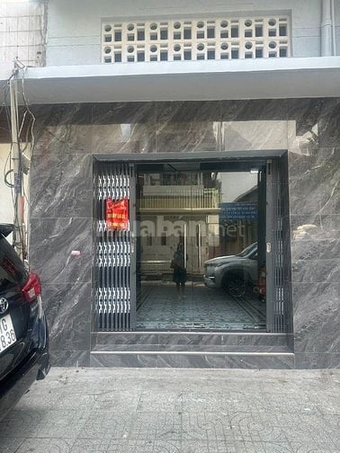 Cho thuê nhà số: 106 Nguyễn Phi Khanh, Phường Tân Định, Quận 1