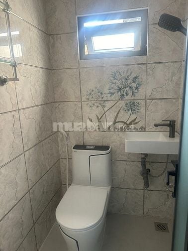 Cho thuê nhà số: 106 Nguyễn Phi Khanh, Phường Tân Định, Quận 1