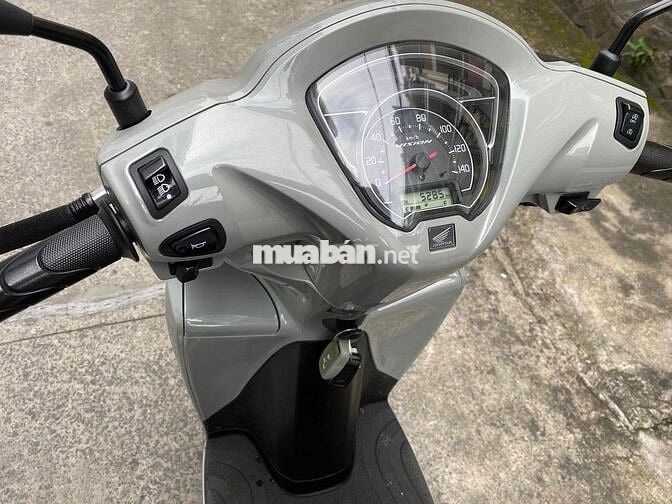 vision 2023 bánh lớn xám xm 5 ngàn km 9 chủ bstp
