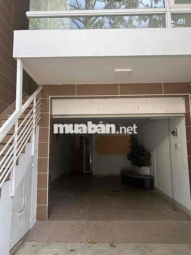 cho thuê dài hạn nhà 3 tầng mặt phố